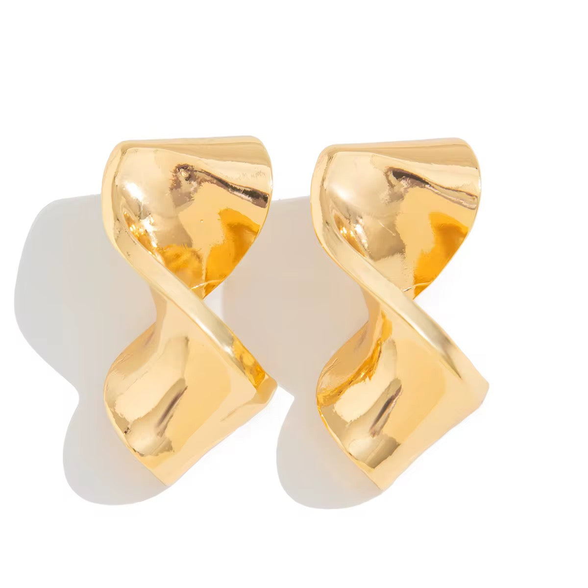 Twisted Metal Earring