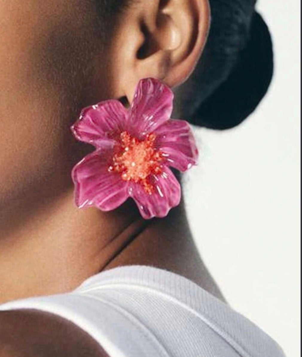 Clear Acrylic Flower Earring