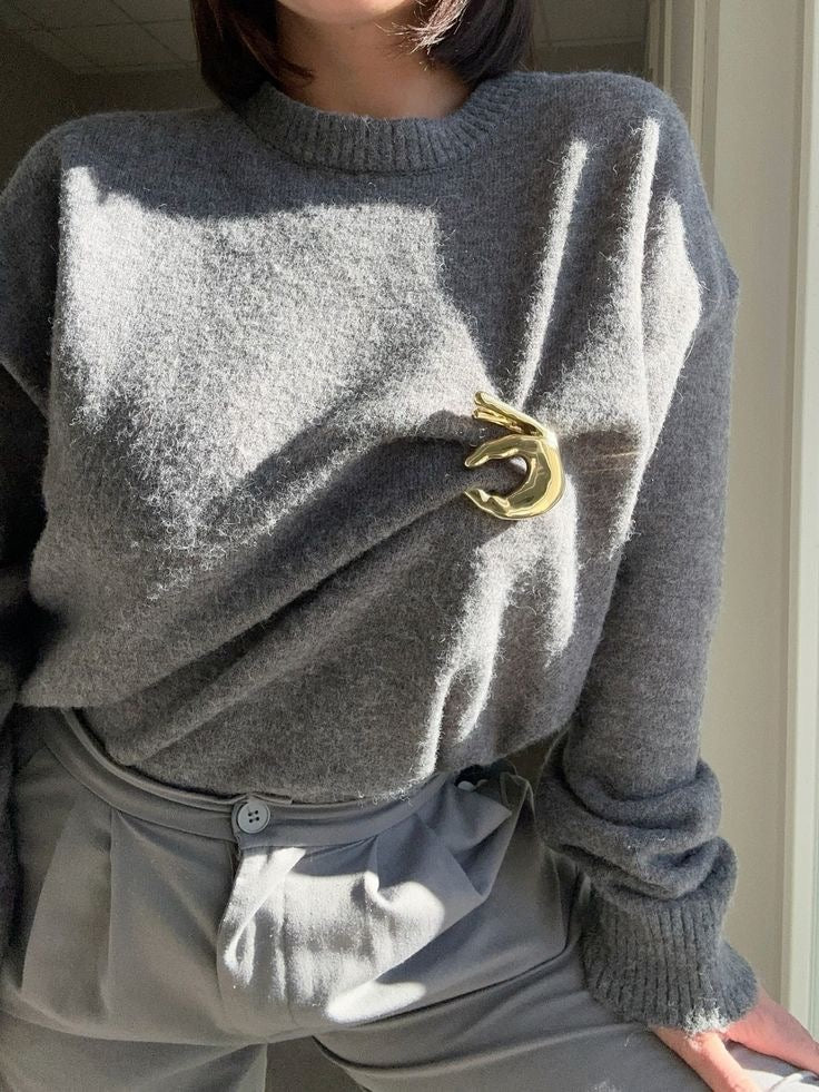 Gold Hand Pinch Brooch